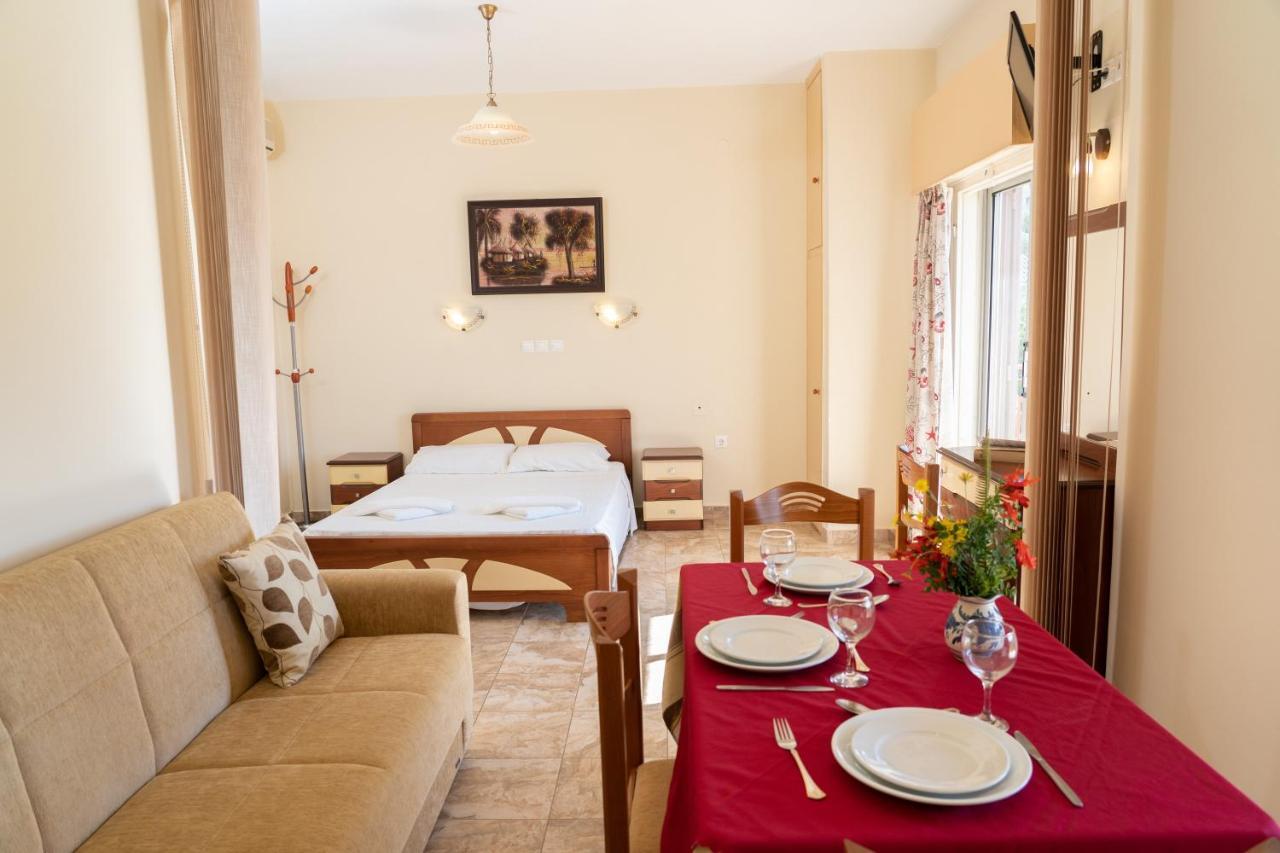 Lorenzo House Apartments Ласі Екстер'єр фото