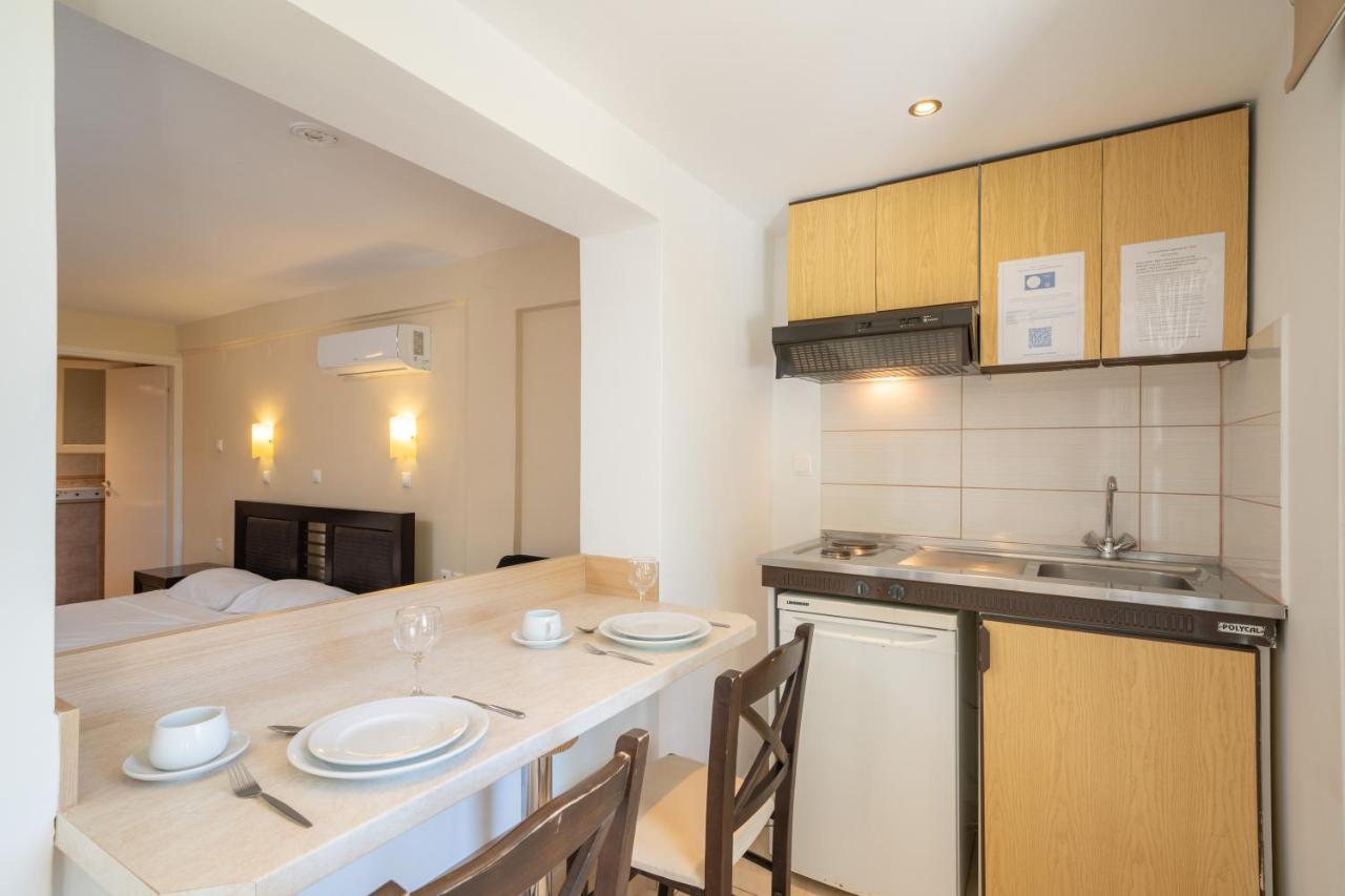 Lorenzo House Apartments Ласі Екстер'єр фото