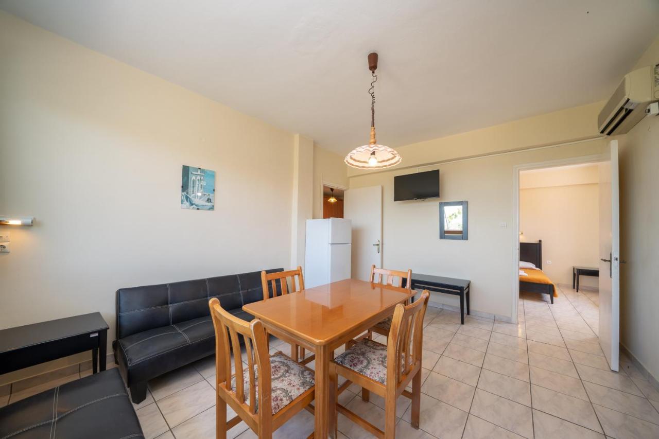 Lorenzo House Apartments Ласі Екстер'єр фото